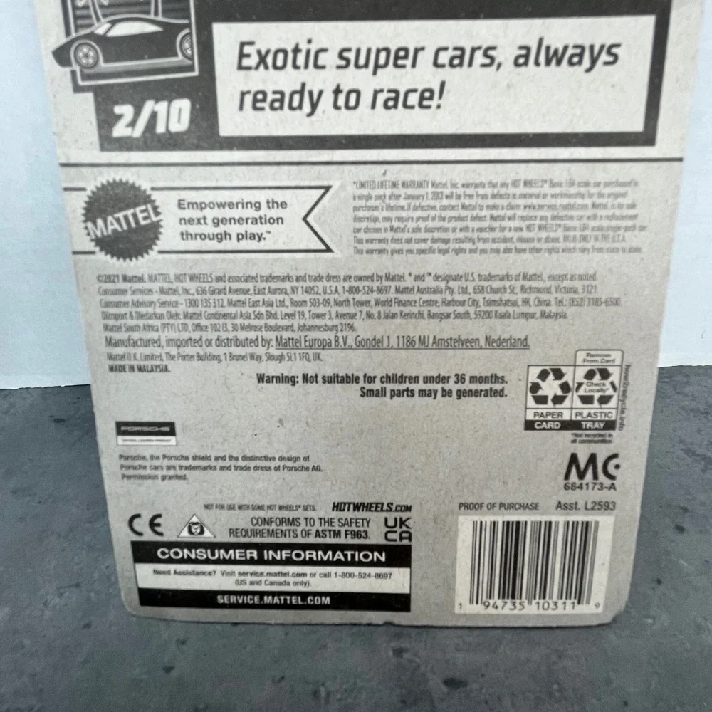 Hot Wheels Porsche 911 GT3 Red HW Exotics‎ 2 10 Toy Car Collectible